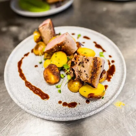 Imperial Casino סטראז'ני